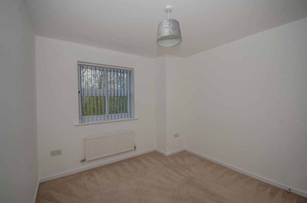 Bridge Farm Walk, Mangotsfield, Bristol, BS16 9LY
