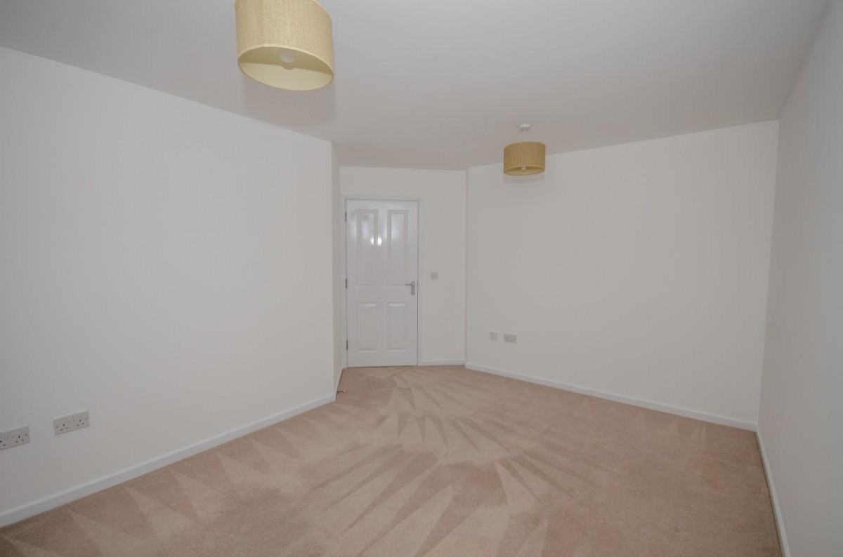 Bridge Farm Walk, Mangotsfield, Bristol, BS16 9LY