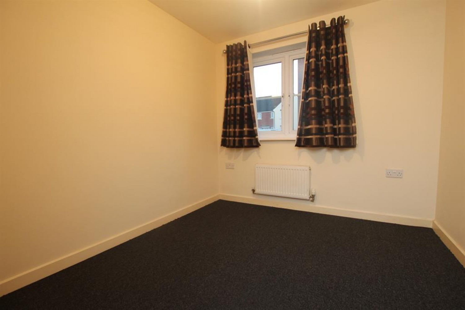 Dixon Close, Redditch, B97 6AJ
