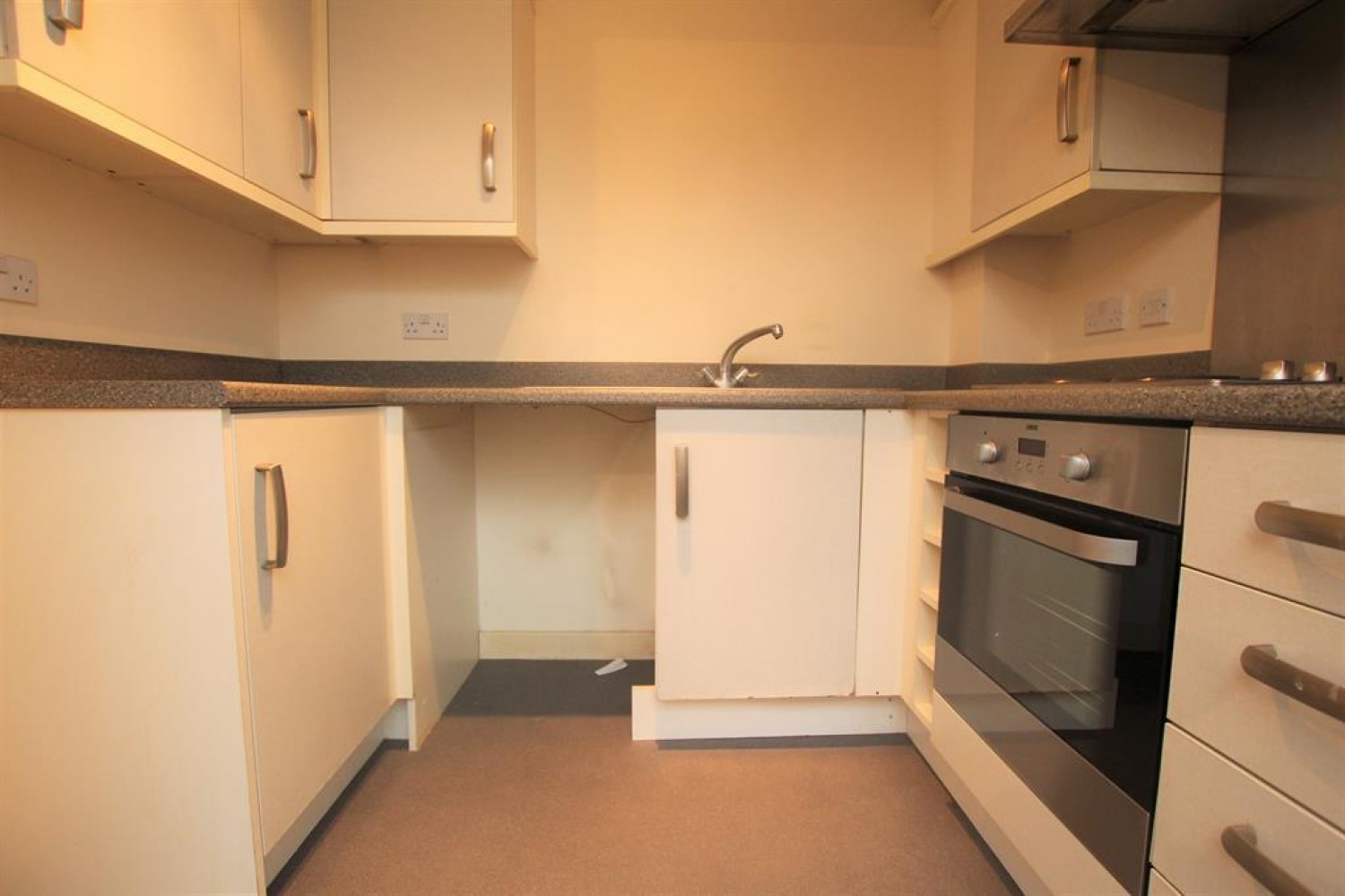Dixon Close, Redditch, B97 6AJ