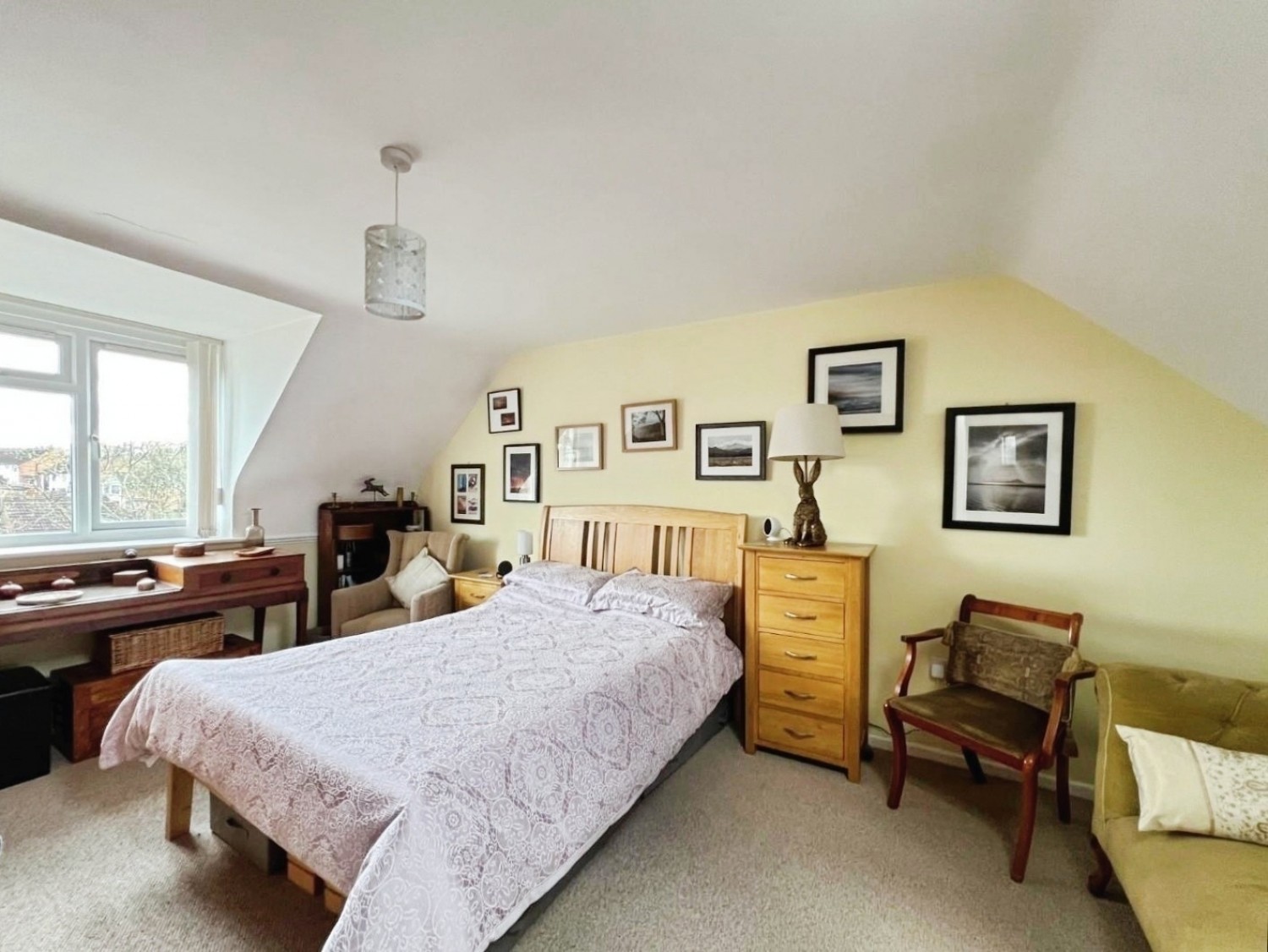 Kingshill, Dursley, GL11 5QE
