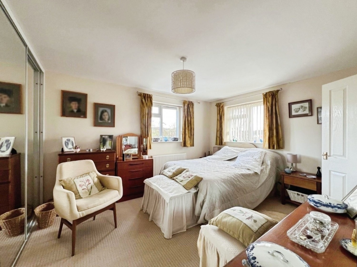Kingshill, Dursley, GL11 5QE