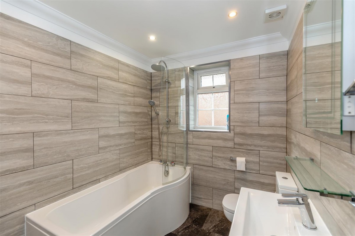 Highlands Avenue, Strensall