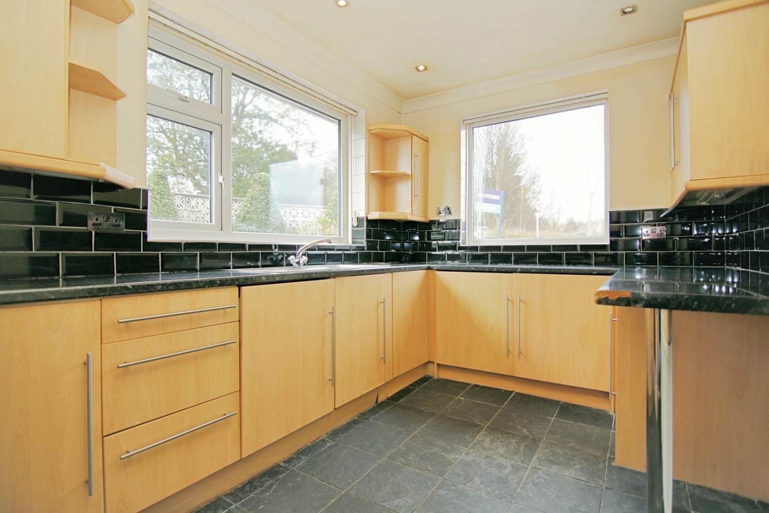 3 bedroom Bungalow for sale in Littlemoor View, Pudsey