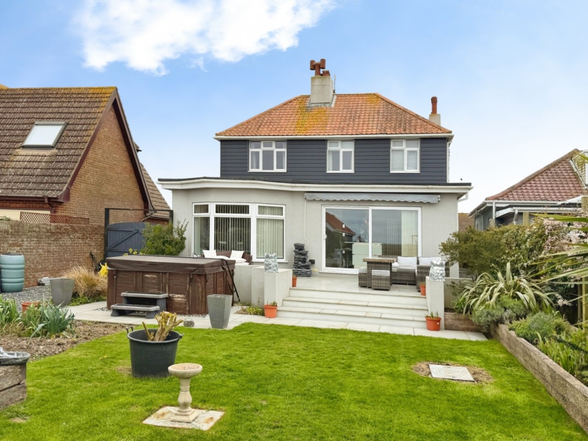 Merritt Road, Greatstone