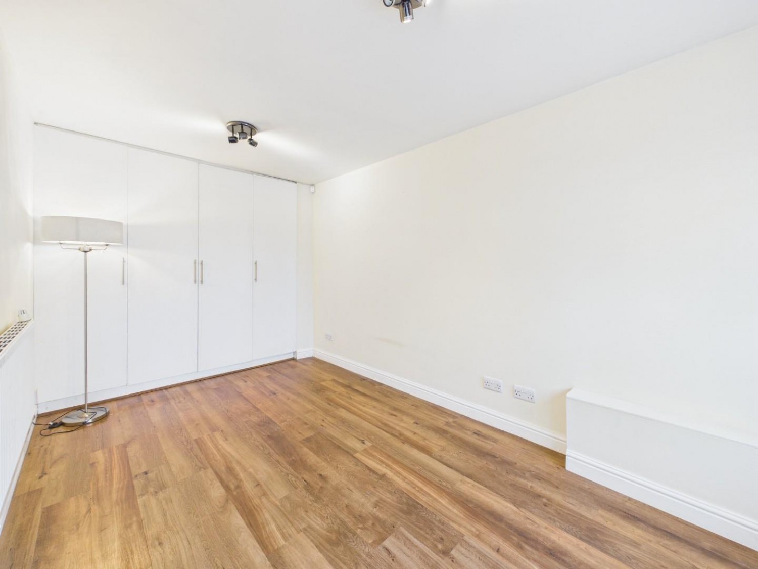 Whitestone Drive, East Morton