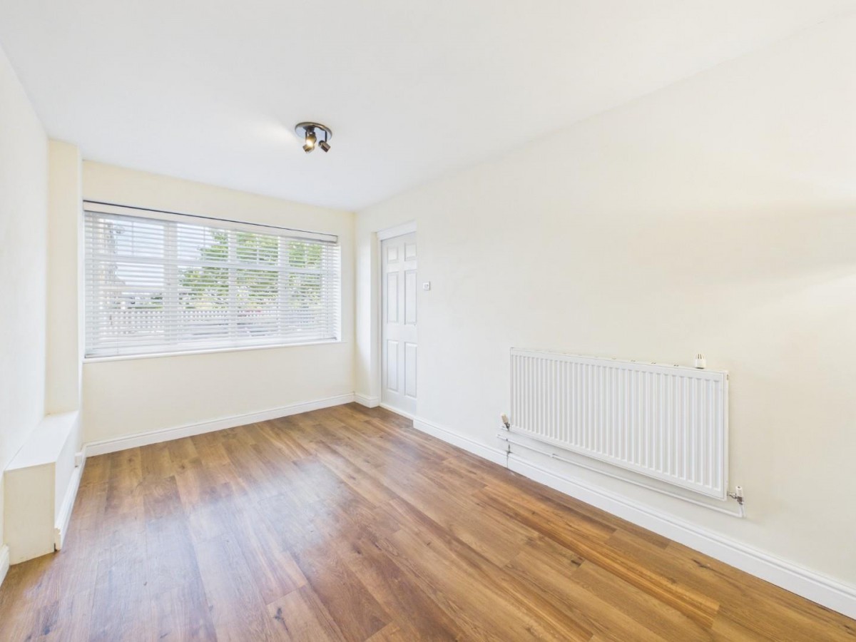Whitestone Drive, East Morton