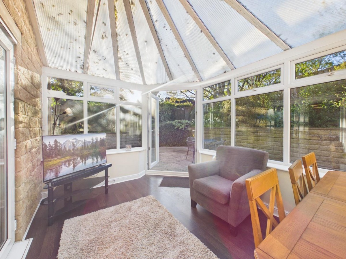 Whitestone Drive, East Morton