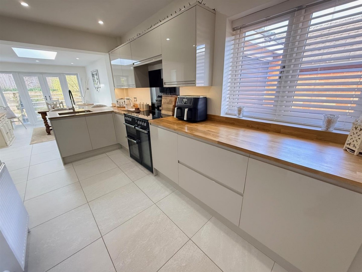 Laburnum Close, Kinver, Stourbridge, DY7 6BJ