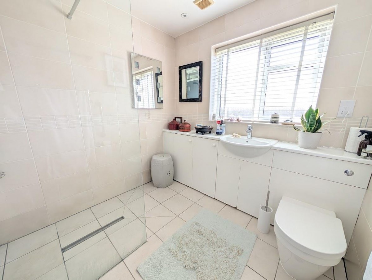 Jubilee Drive, Thornbury, Bristol