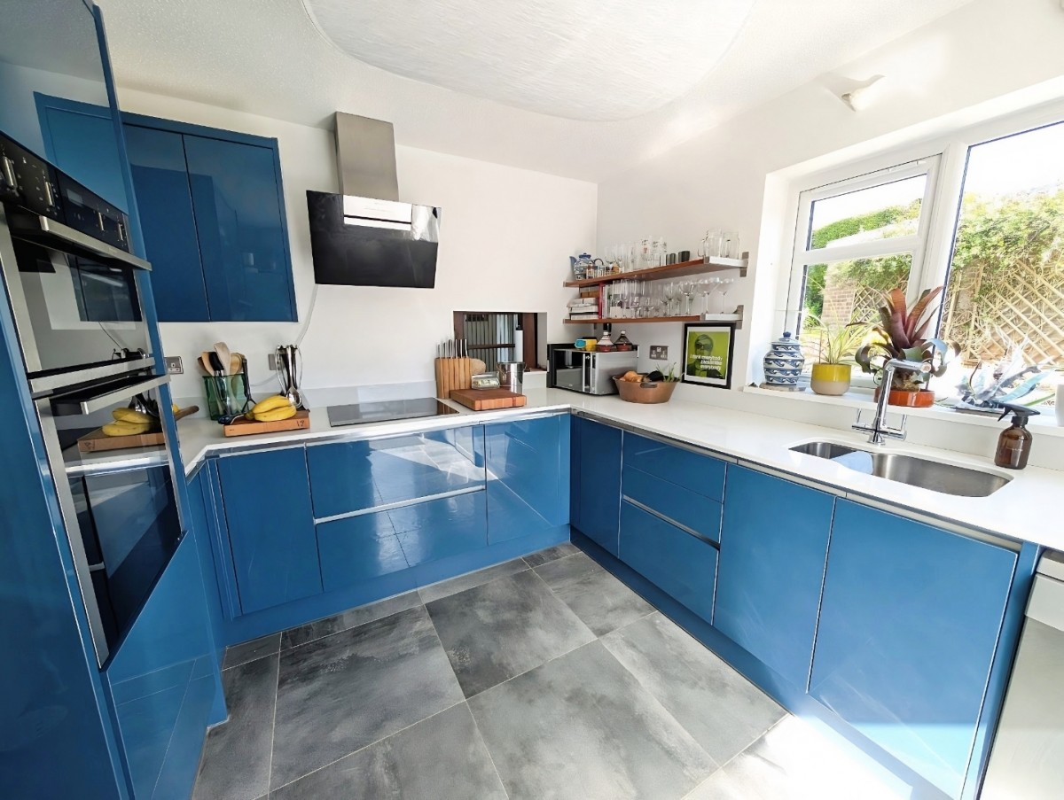 Jubilee Drive, Thornbury, Bristol