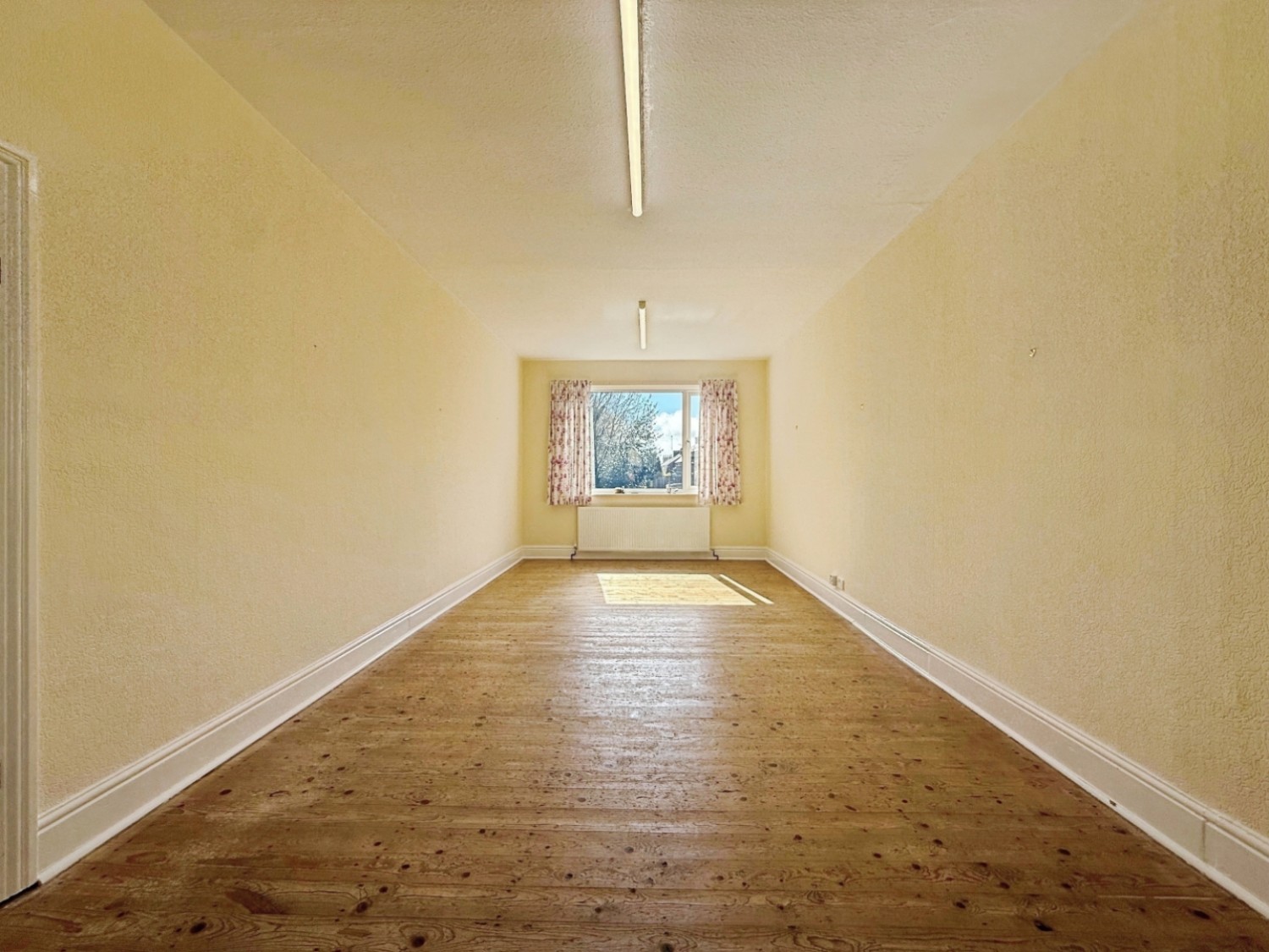 Oaks Lane, Sheffield, , S5 0TA