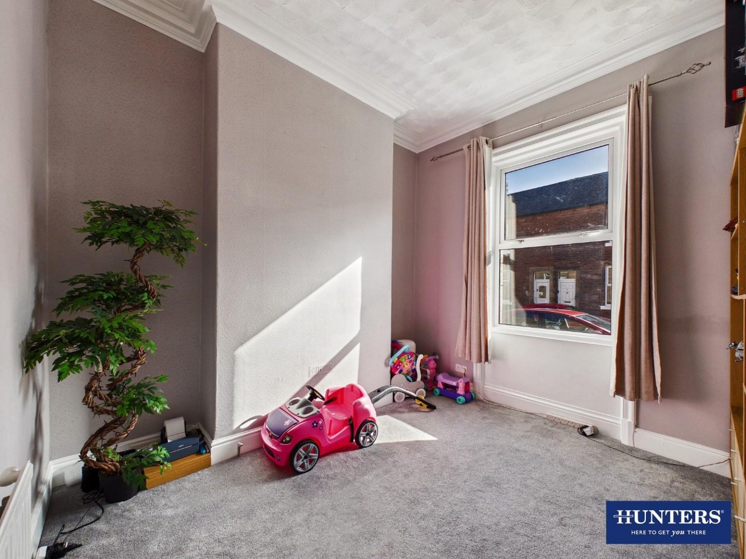 Clementina Terrace, Carlisle, CA2