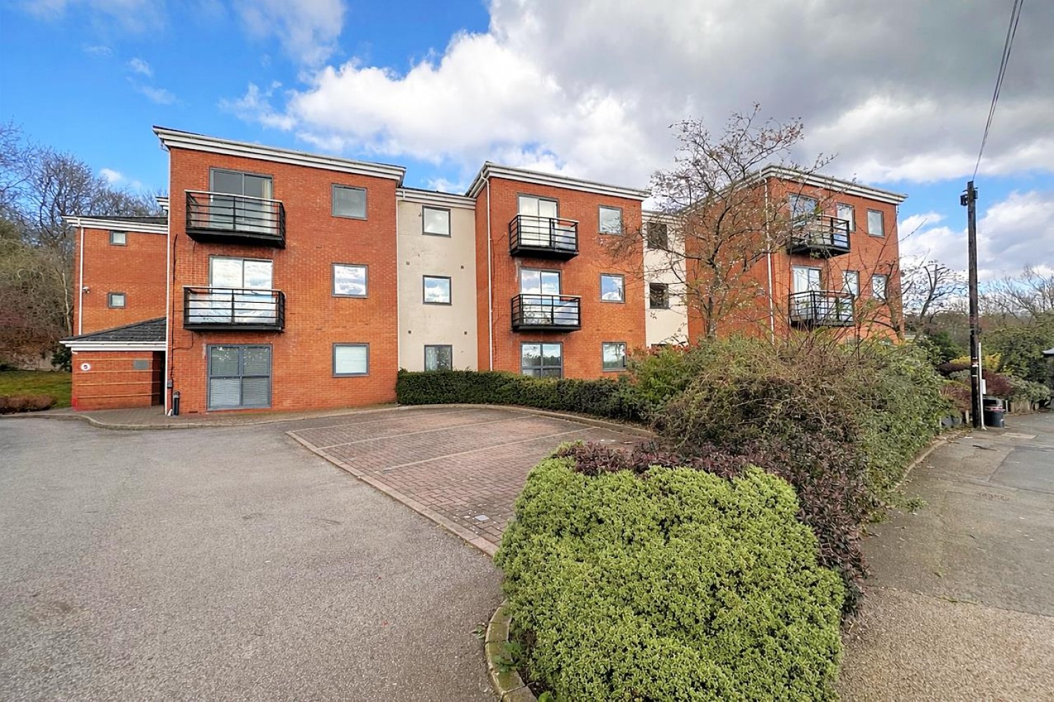 Bluestone Court, New Rowley Road