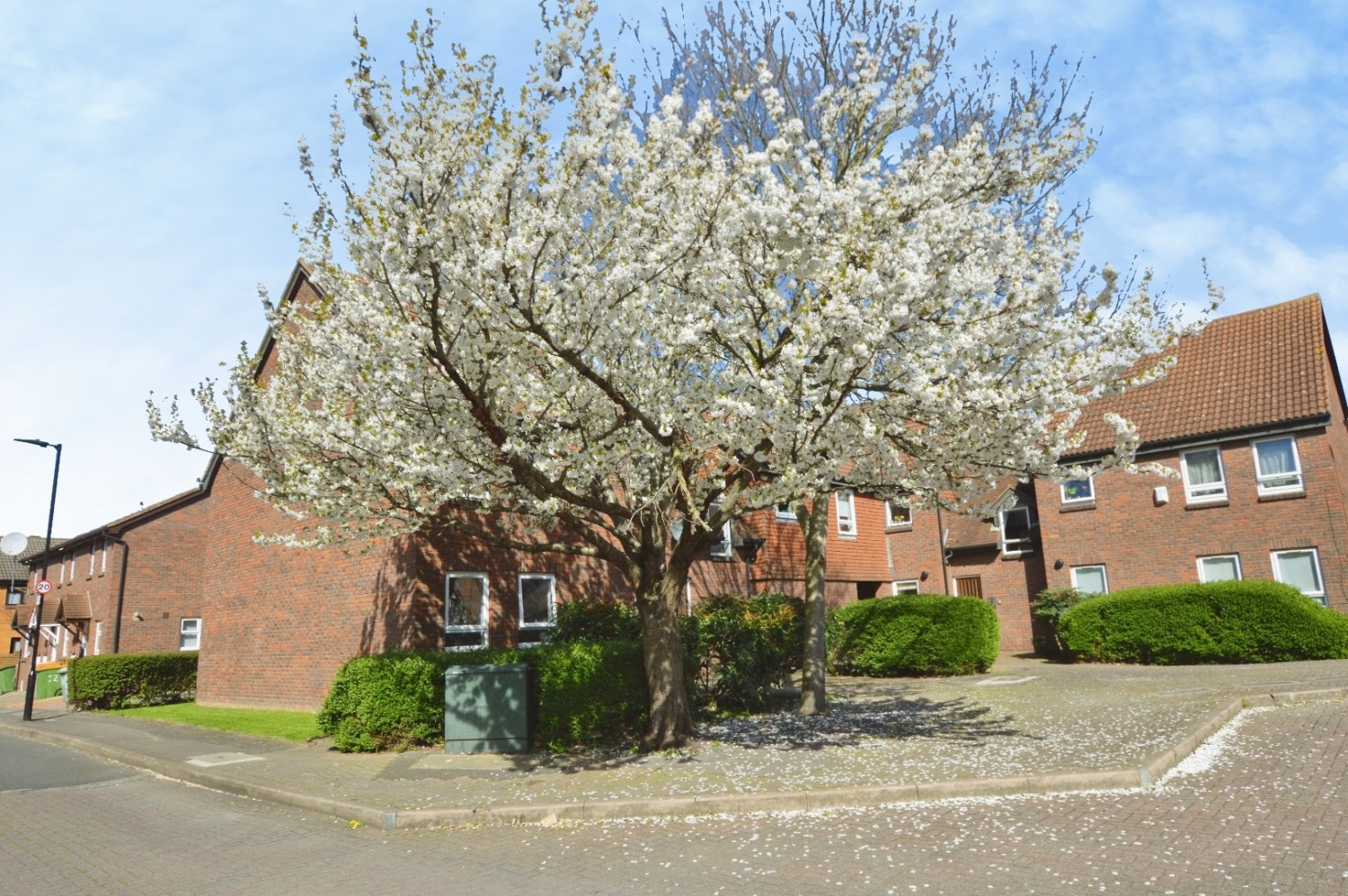 Harper Road, London E6 5PZ