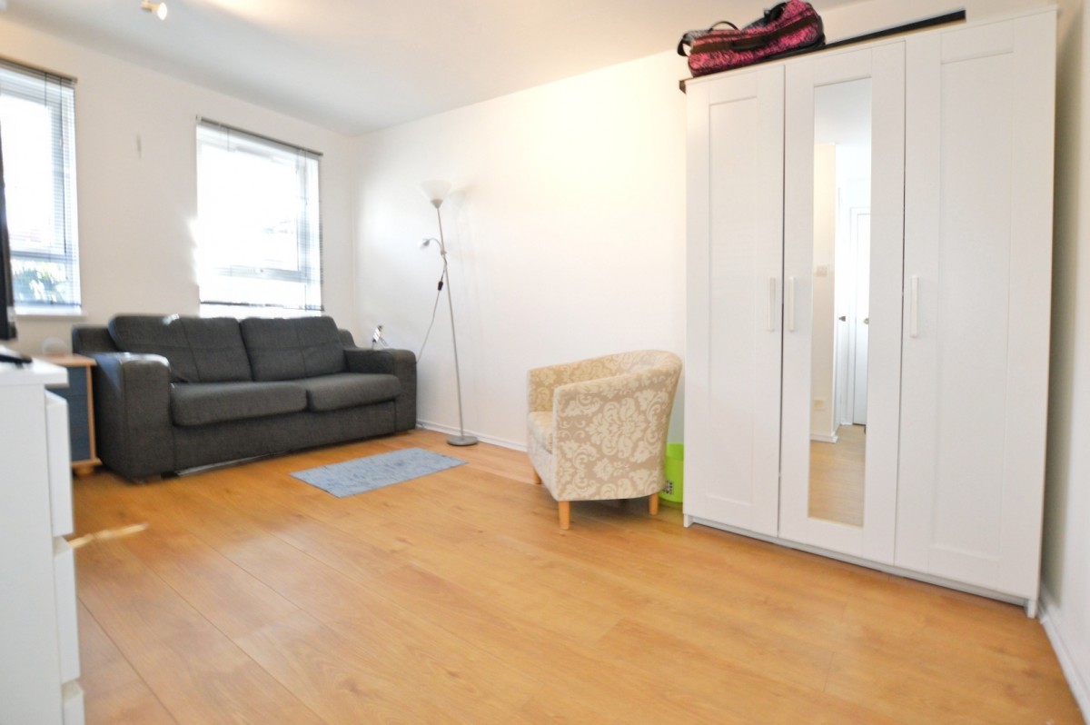 Harper Road, London E6 5PZ