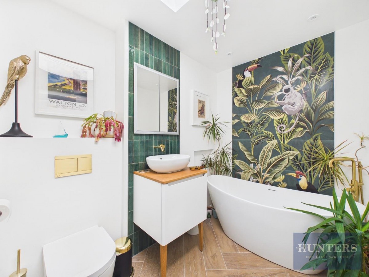 East Approach Drive, Cheltenham