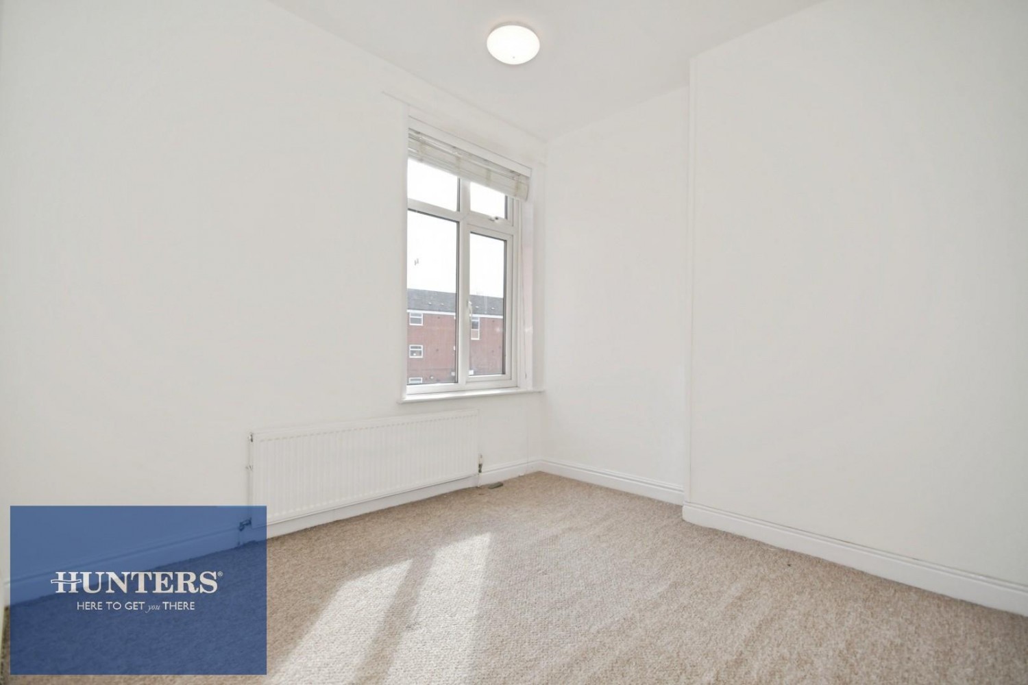 3 bedroom House for sale in Heaton Street, Brampton, Chesterfield, S40 3AQ