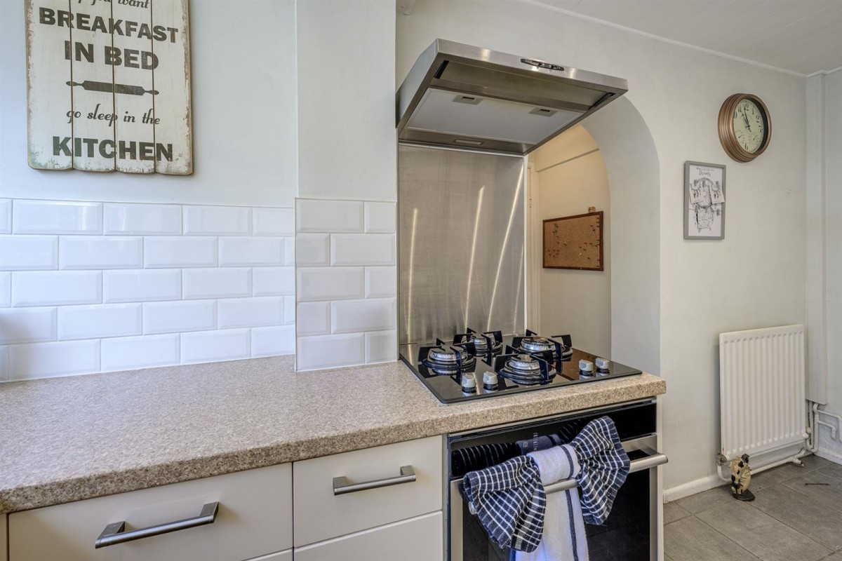 Elmwood Road, Stourbridge, DY8 5JL