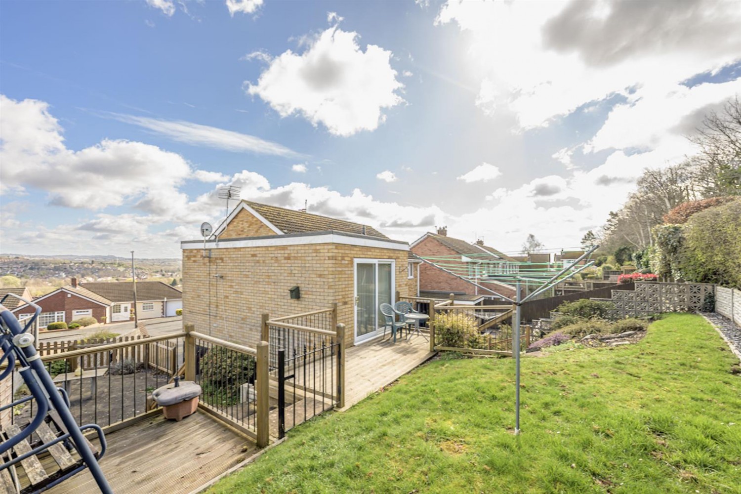 4 bedroom House for sale in Elmwood Road, Stourbridge, DY8 5JL