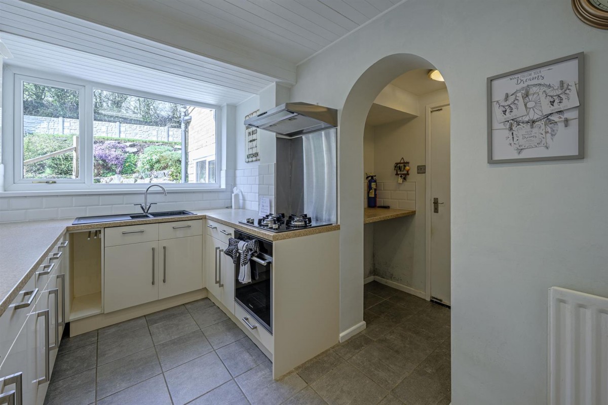 Elmwood Road, Stourbridge, DY8 5JL