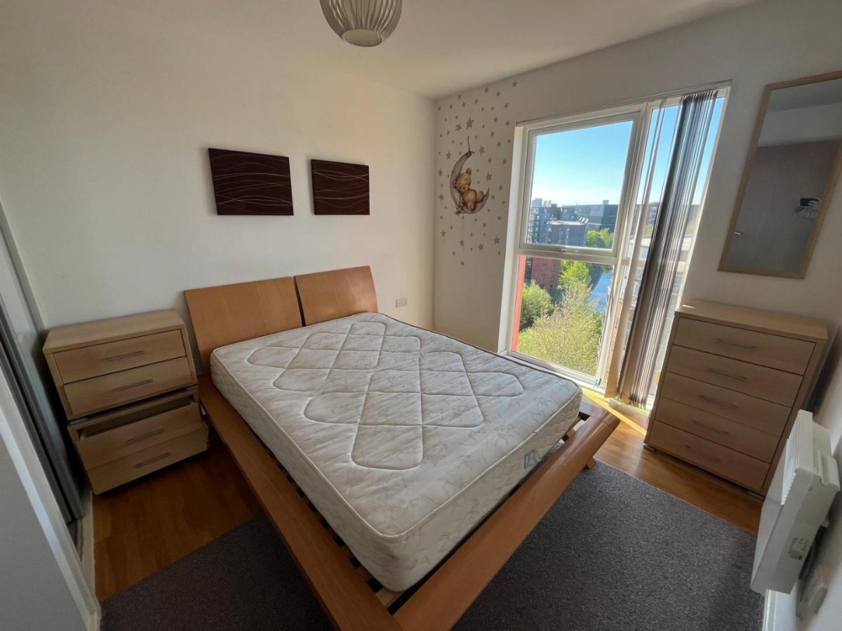 5 Stillwater Drive, Manchester
