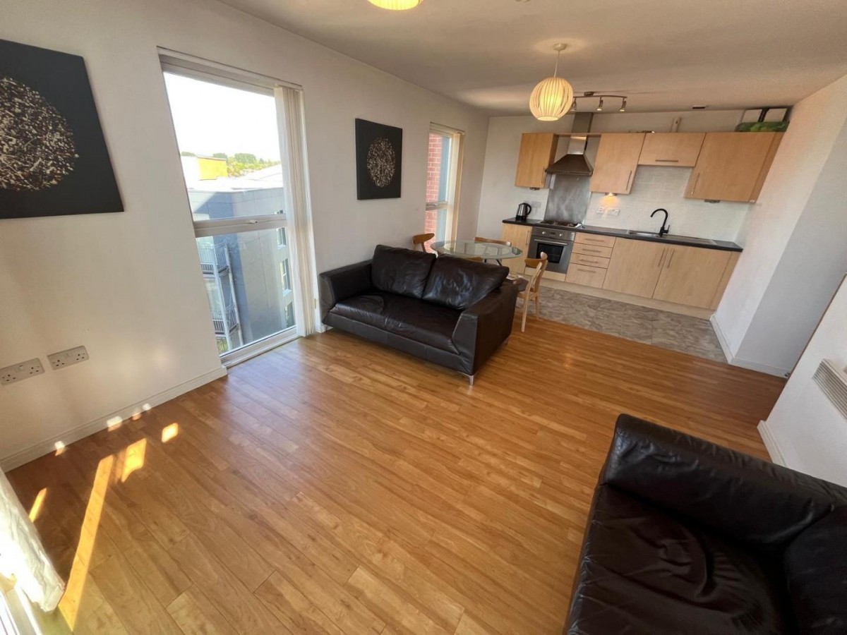 5 Stillwater Drive, Manchester
