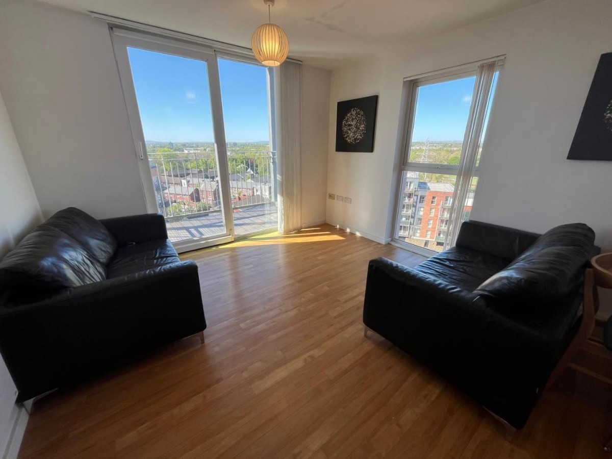 5 Stillwater Drive, Manchester