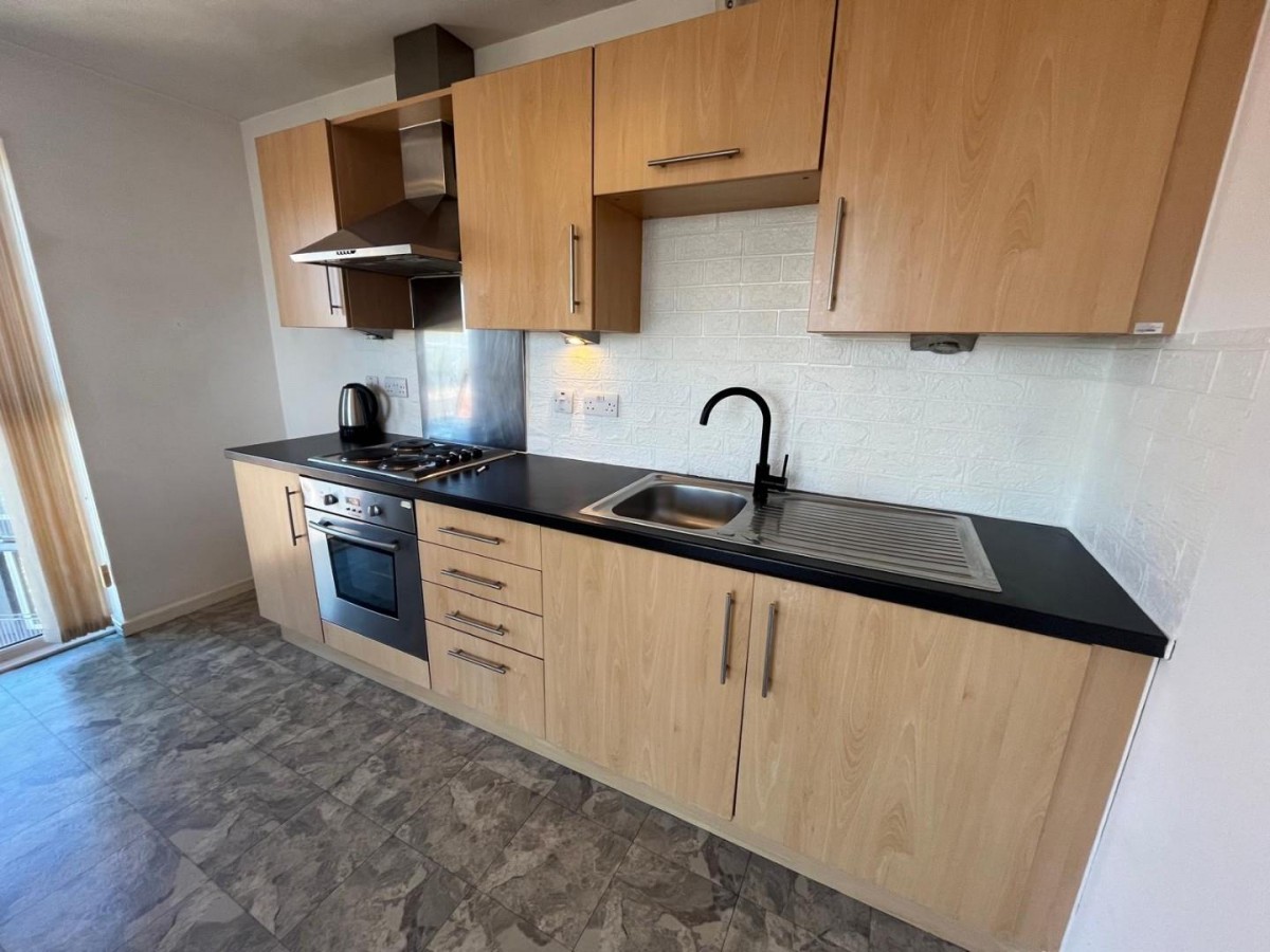 5 Stillwater Drive, Manchester