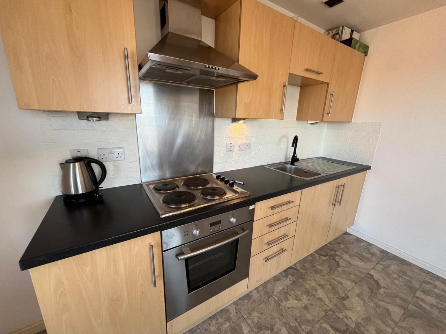 5 Stillwater Drive, Manchester