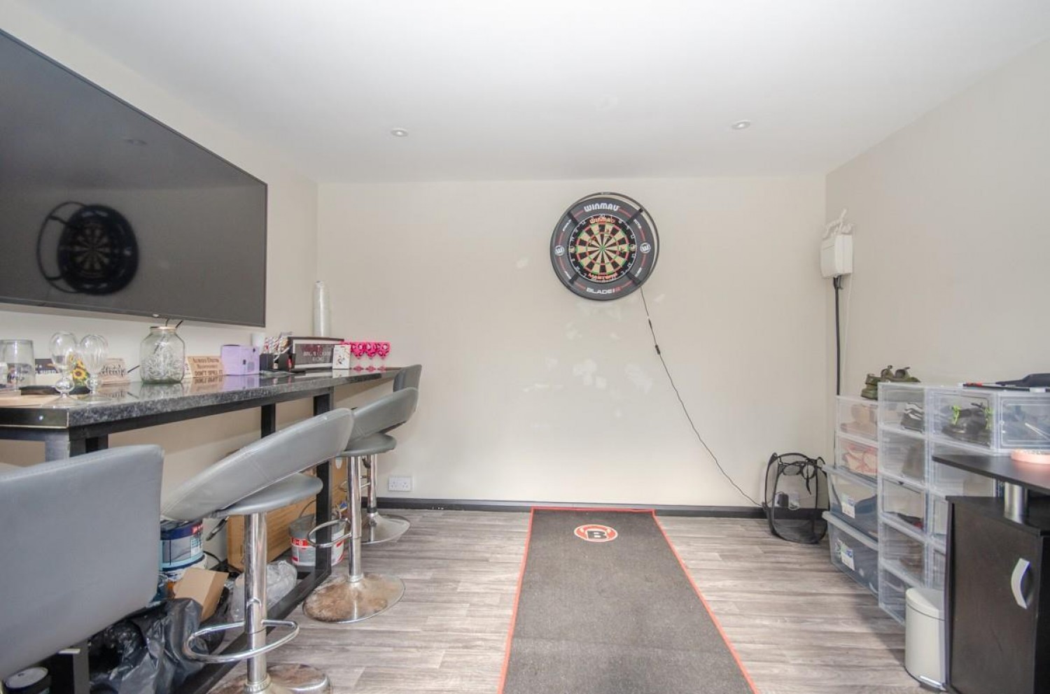 2 bedroom House for sale in Hillside, Mangotsfield, Bristol, BS16 9JY