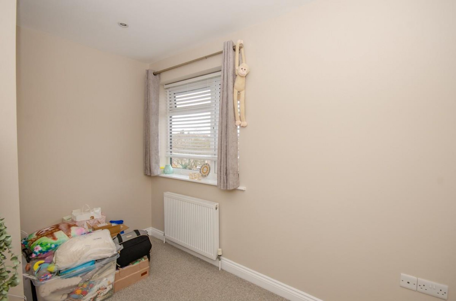 2 bedroom House for sale in Hillside, Mangotsfield, Bristol, BS16 9JY