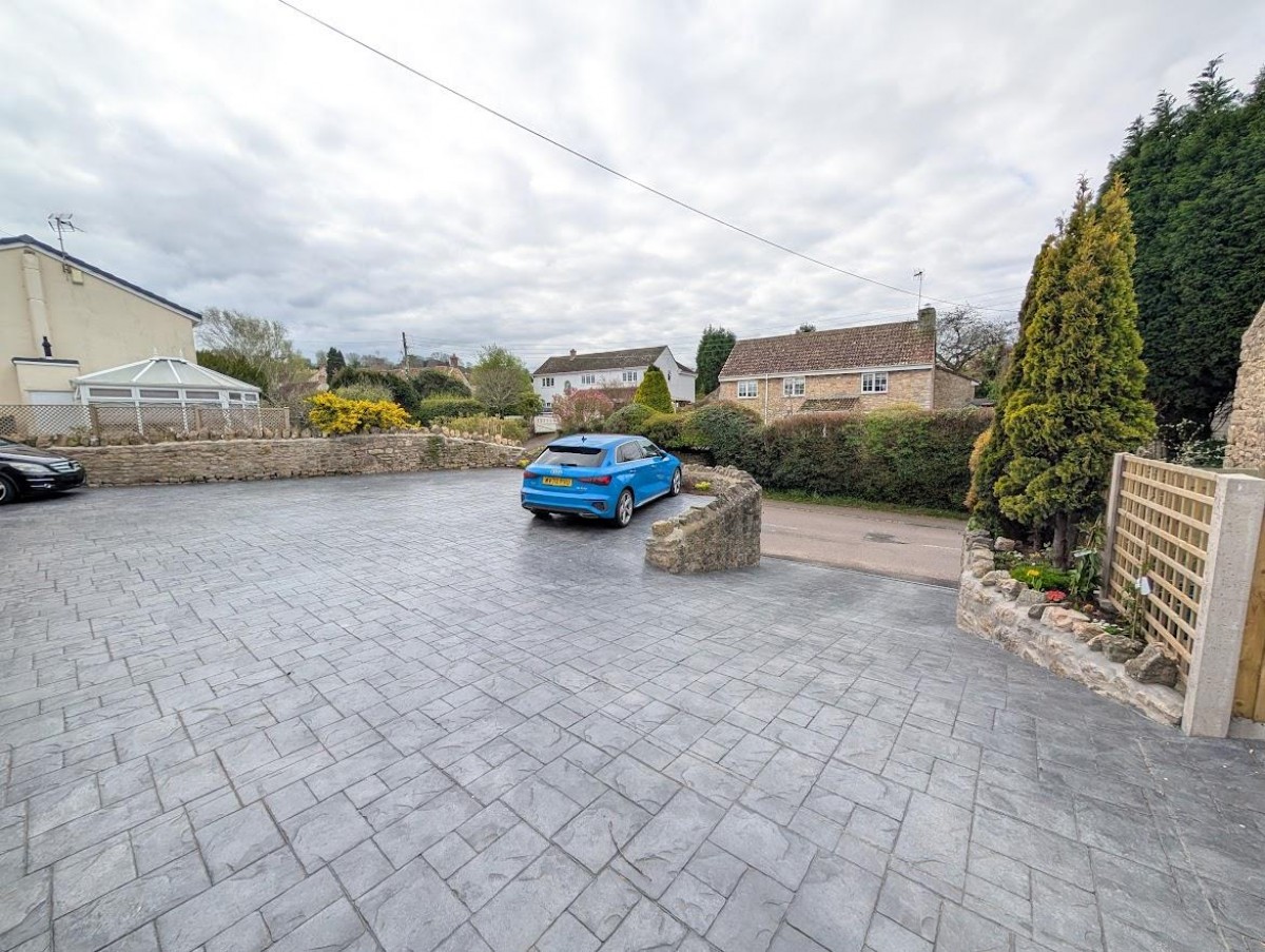 Church Road, Almondsbury, Bristol