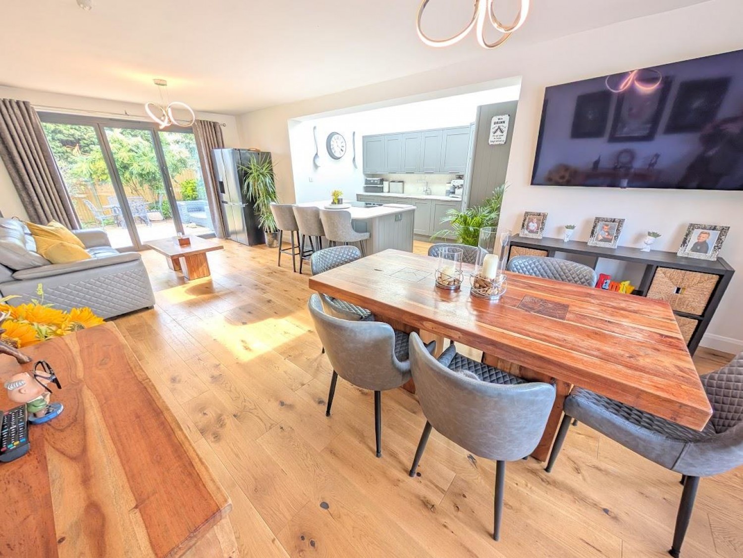 Church Road, Almondsbury, Bristol