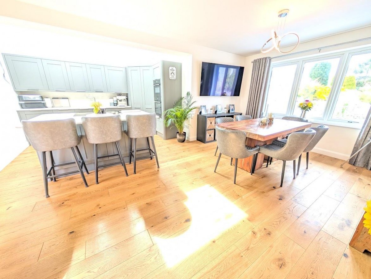 Church Road, Almondsbury, Bristol