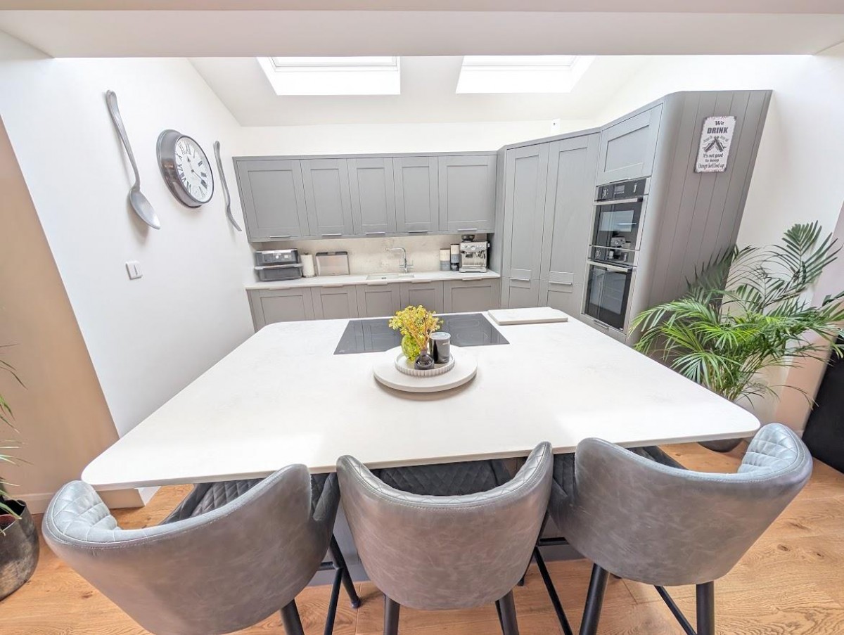 Church Road, Almondsbury, Bristol