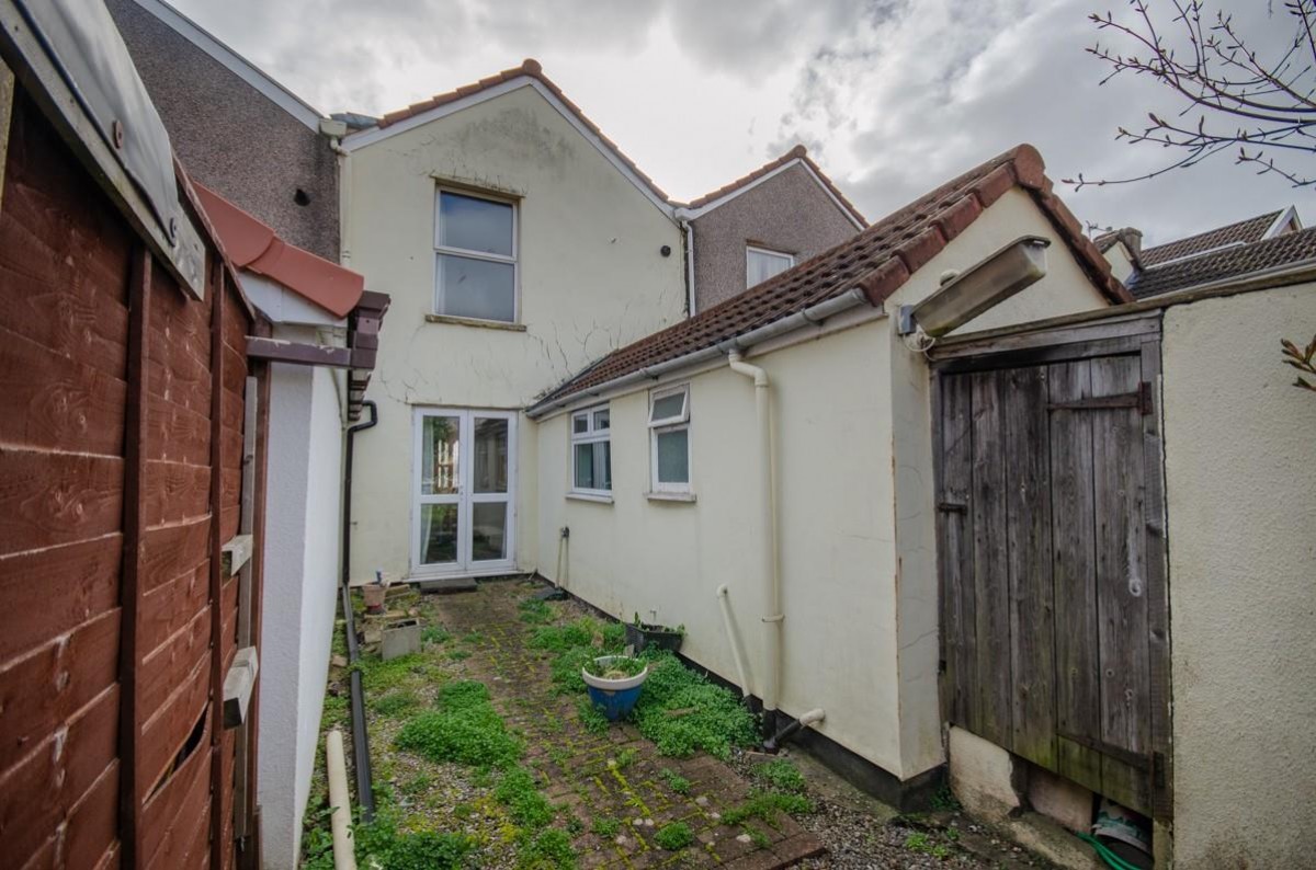 Soundwell Road, Kingswood, Bristol, BS15 1JU