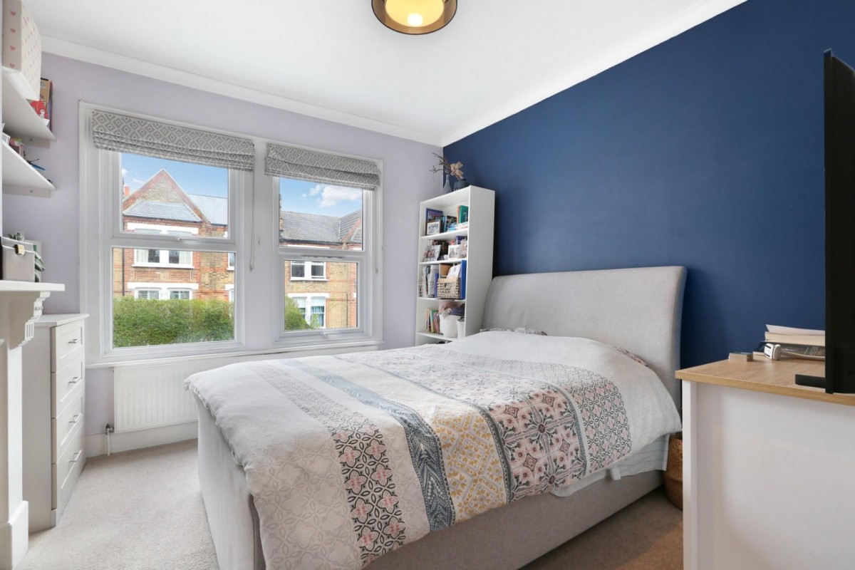 Montem Road, London