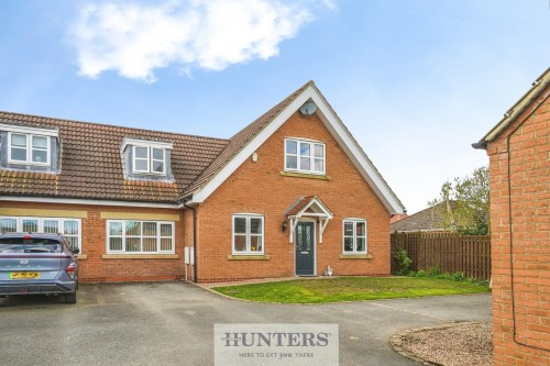 Long Acre, Camblesforth, Selby