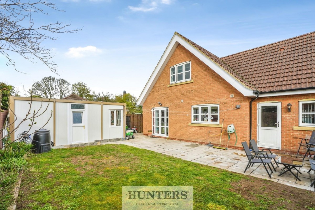 Long Acre, Camblesforth, Selby