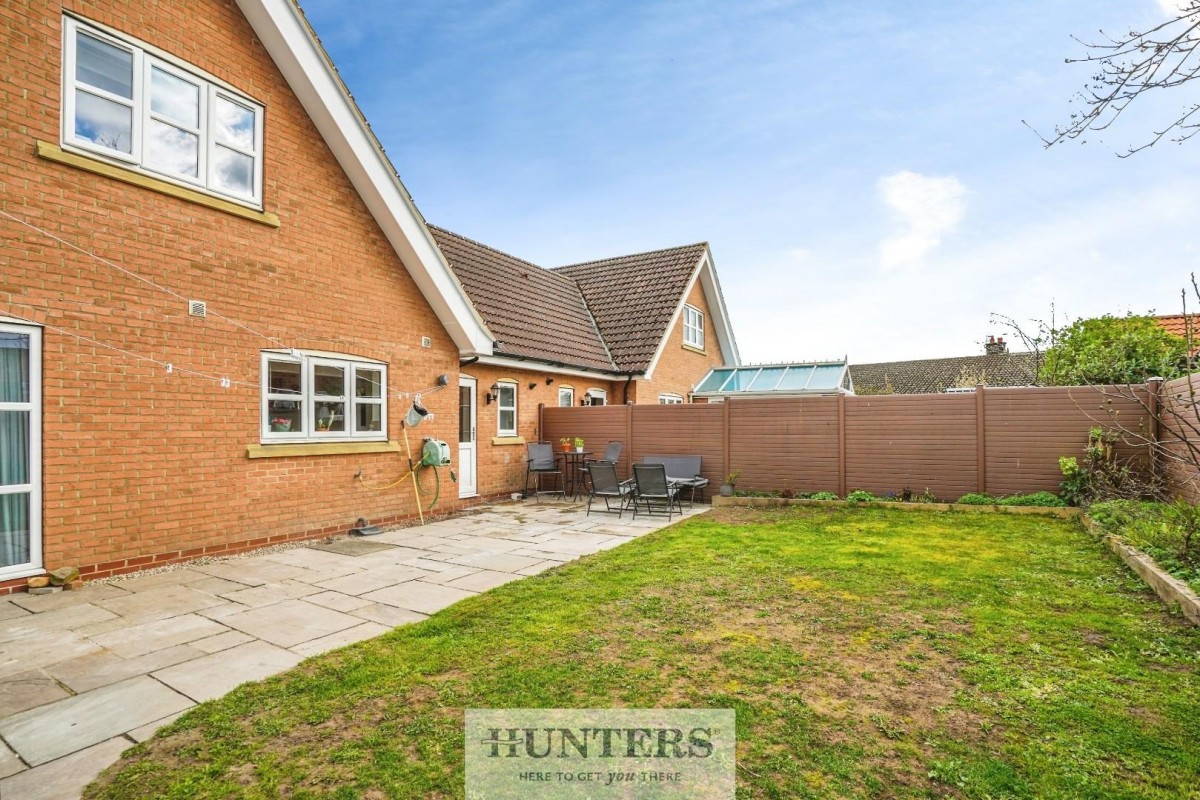 Long Acre, Camblesforth, Selby