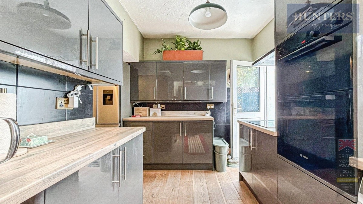 Dean Lane, Southville, BS3 1BS