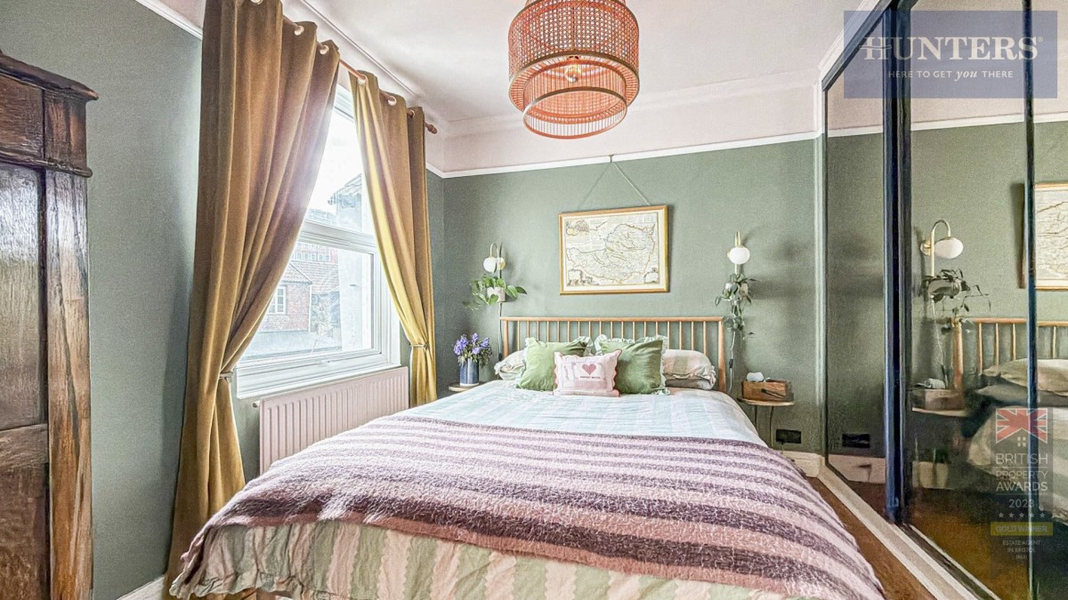 Dean Lane, Southville, BS3 1BS