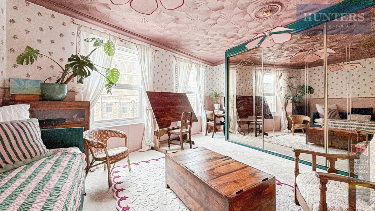 Dean Lane, Southville, BS3 1BS