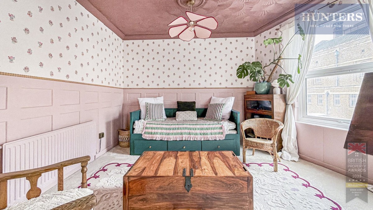 Dean Lane, Southville, BS3 1BS