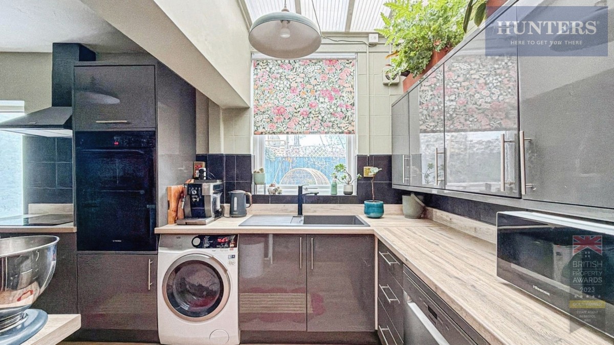 Dean Lane, Southville, BS3 1BS