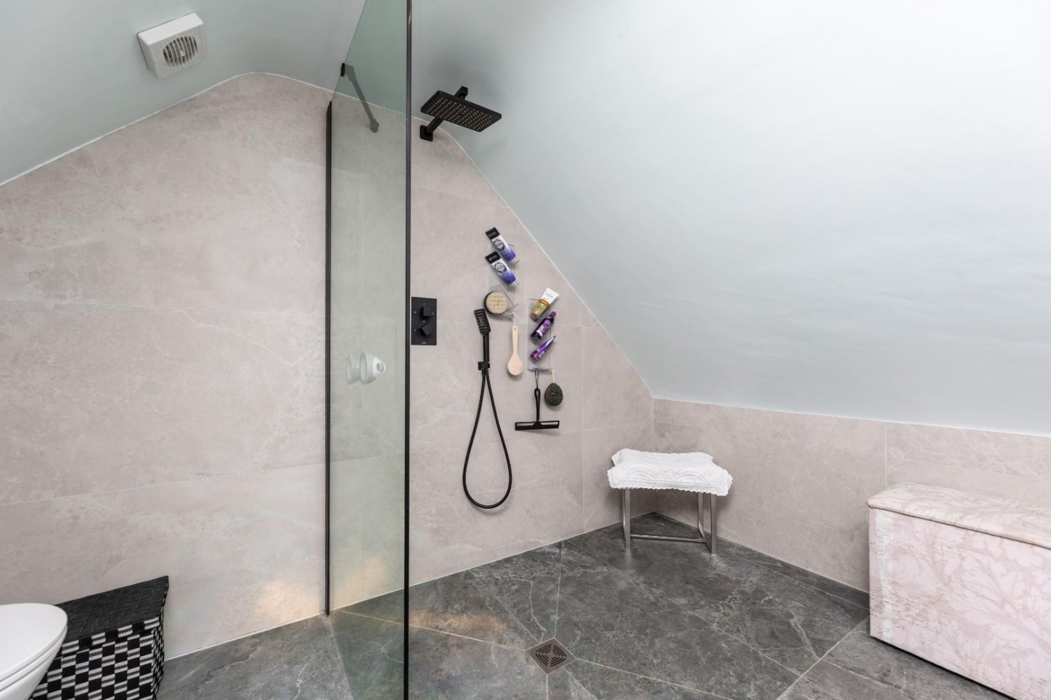 Middle Oxford Street, Castleford