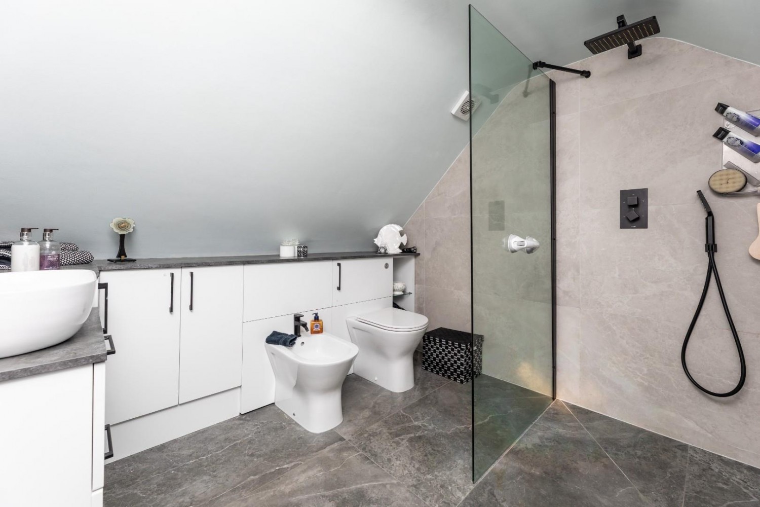 Middle Oxford Street, Castleford