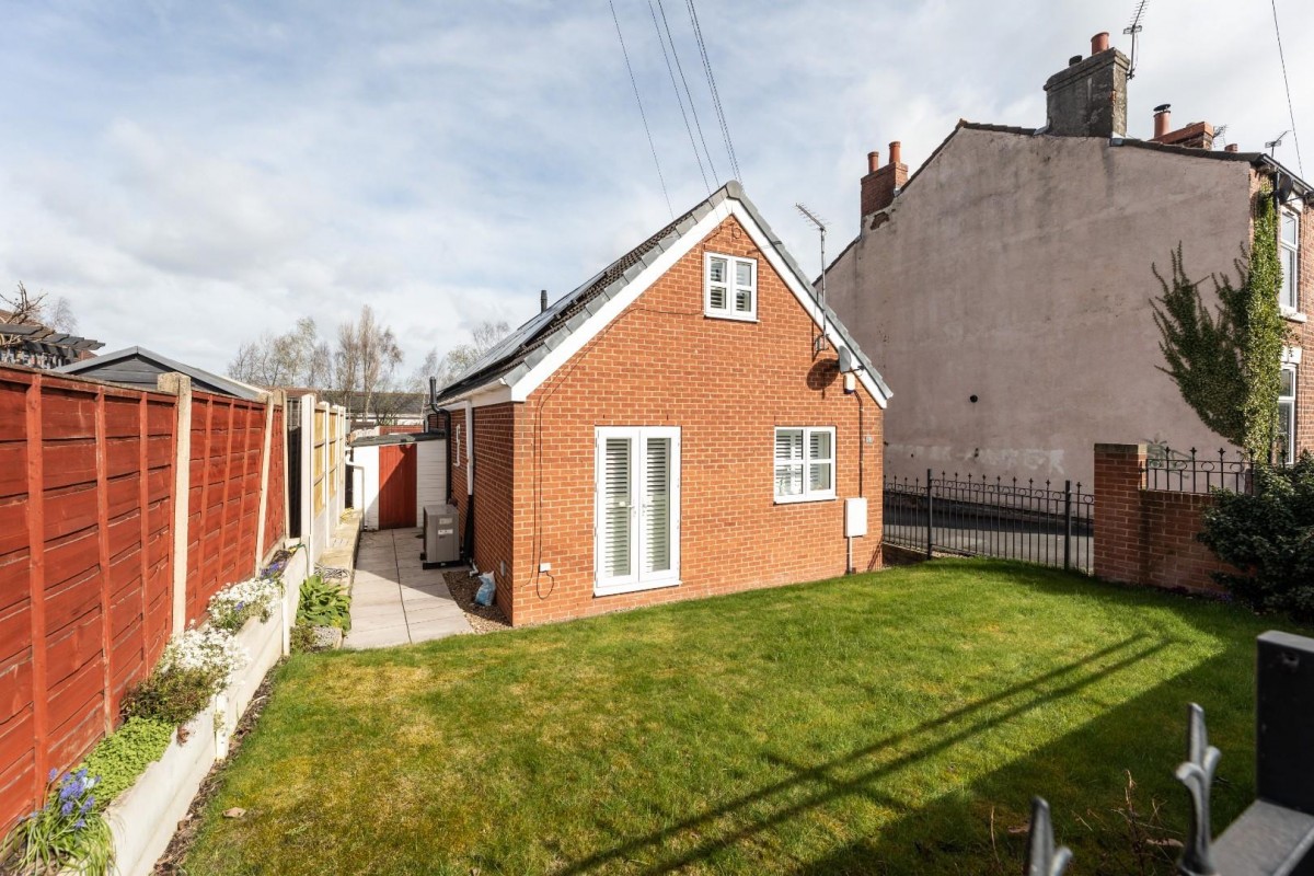 Middle Oxford Street, Castleford