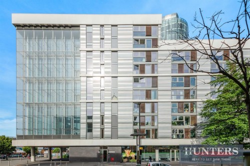 Ealing Road , Brentford, TW8